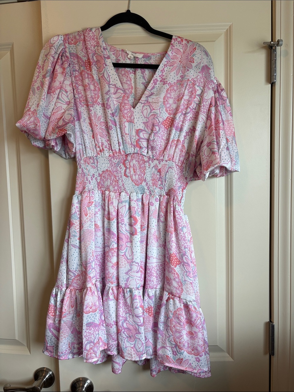 entro Pink & White Floral Mini Dress
